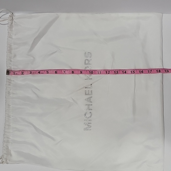 Michael Kors Large Dust bag only - Picture 7 of 7